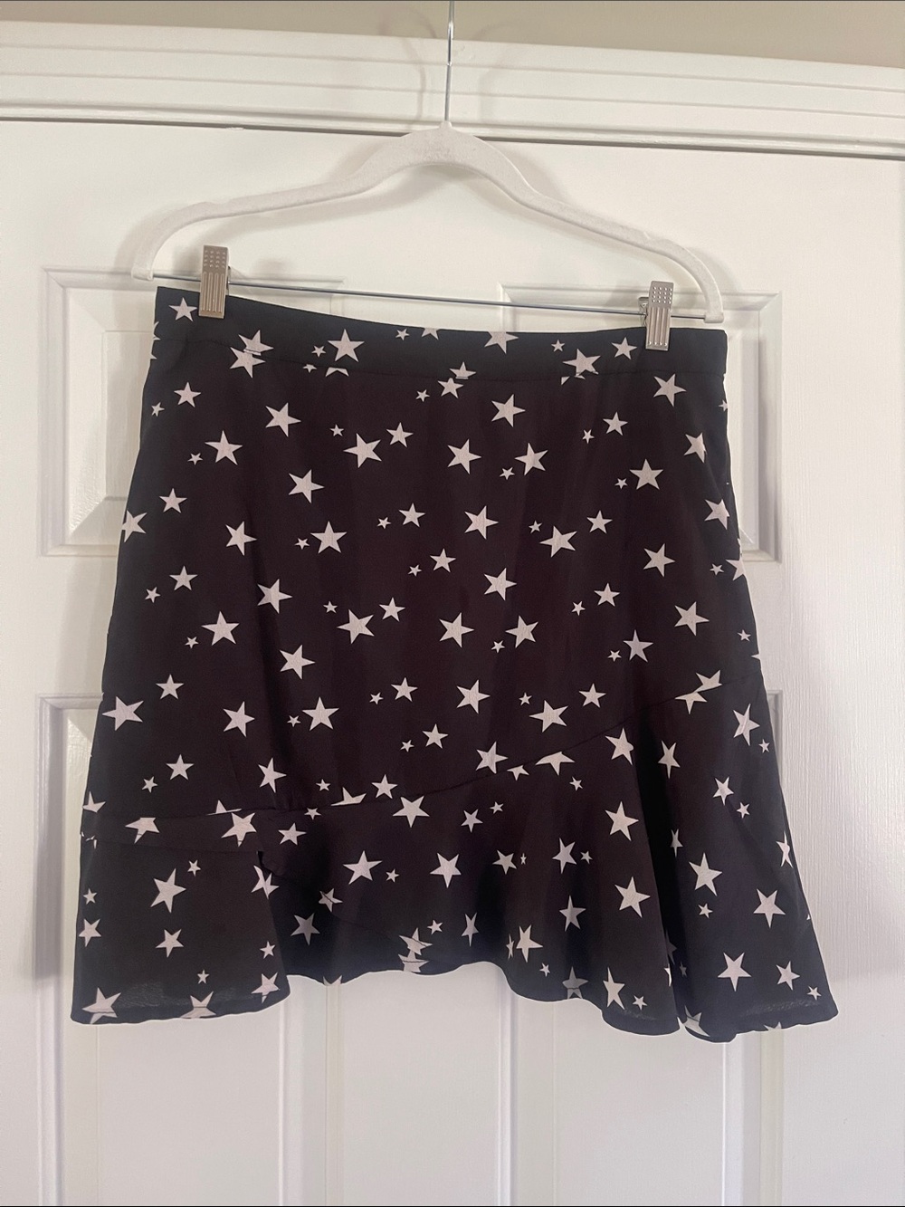 Nasty Gal Black Star-Print Circle Skirt